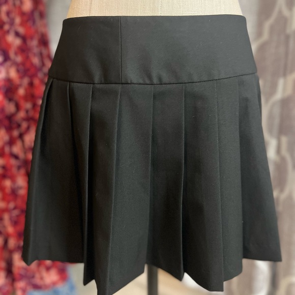 OAK + FORT Dresses & Skirts - (284) 🆕 Oak + Fort Black Pleated Skirt 18 waist